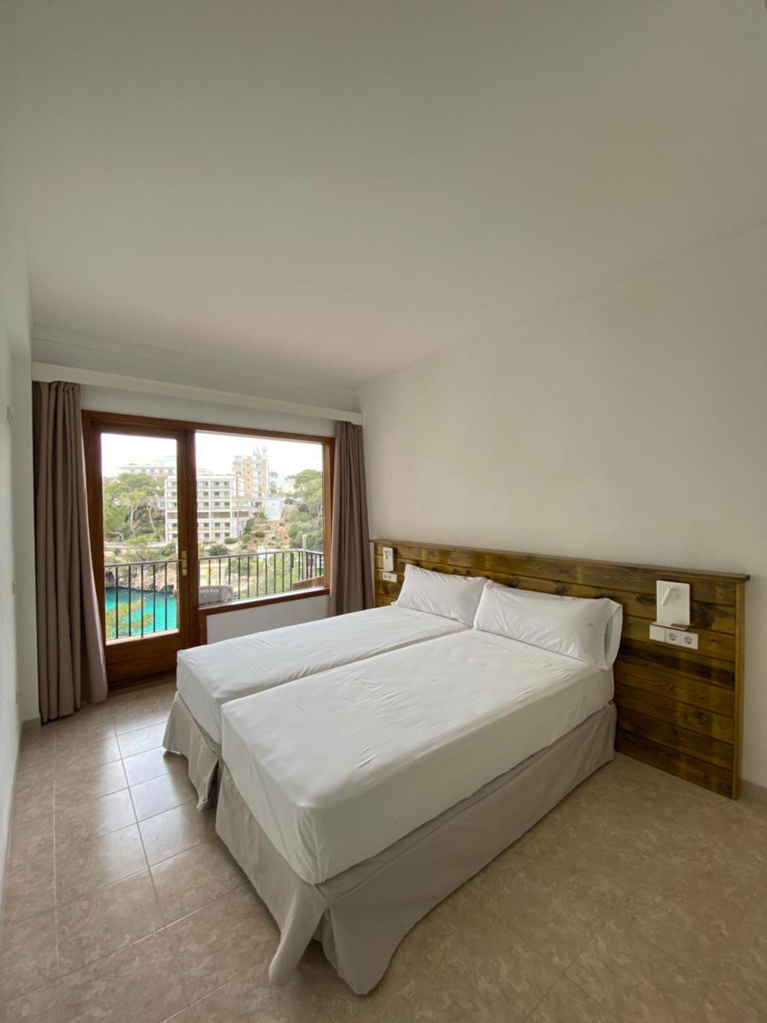 Double Room with Sea View,1581194099:JPEG